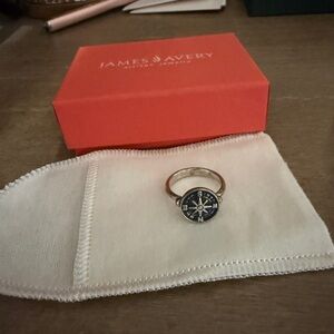 Retired James Avery Compass Ring